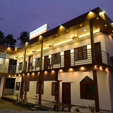 Annus Homestay Ramakkalmedu Exteriér fotografie